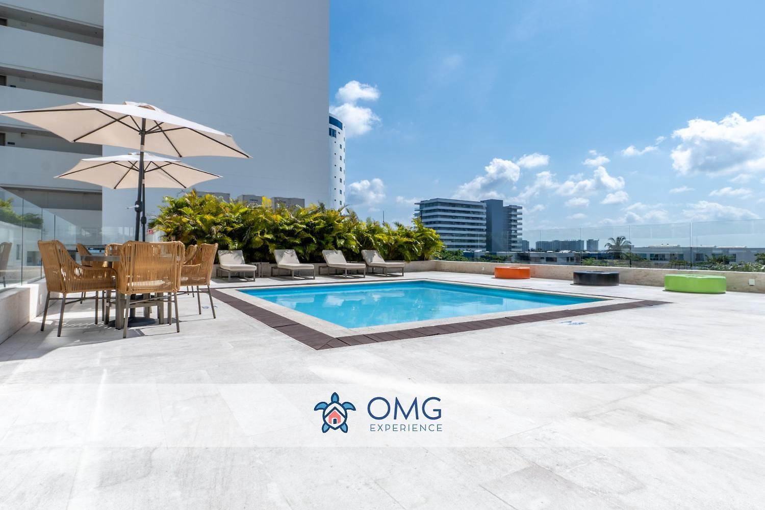 Cómoda Con Dos Camas Queen Piscina Cb1031 Apartamento *